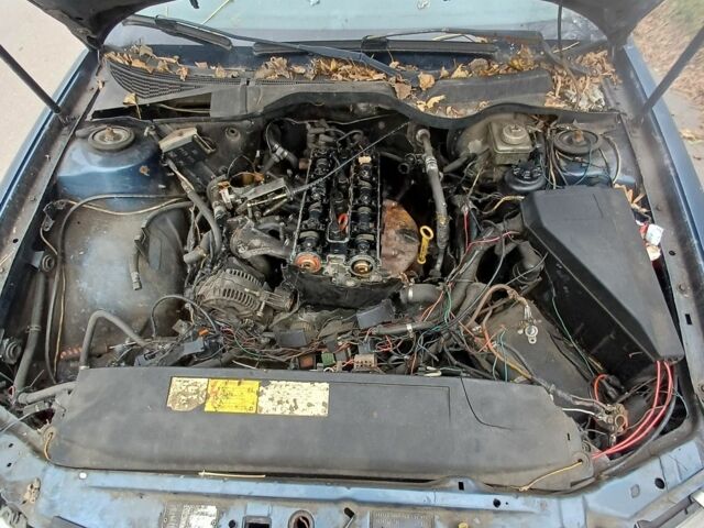 Опель Омега 1995 в Киеве на Automoto.ua Синий Опель Омега, объемом двигателя 2 л и пробегом 123 тыс. км за 599 $, фото 4 на Automoto.ua