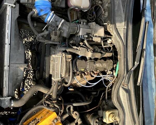 Синий Опель Омега, объемом двигателя 2 л и пробегом 487 тыс. км за 3000 $, фото 21 на Automoto.ua