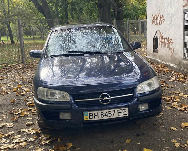 Синий Опель Омега, объемом двигателя 3 л и пробегом 422 тыс. км за 2200 $, фото 2 на Automoto.ua