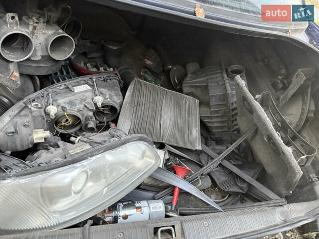 Синий Опель Омега, объемом двигателя 3 л и пробегом 560 тыс. км за 1500 $, фото 9 на Automoto.ua