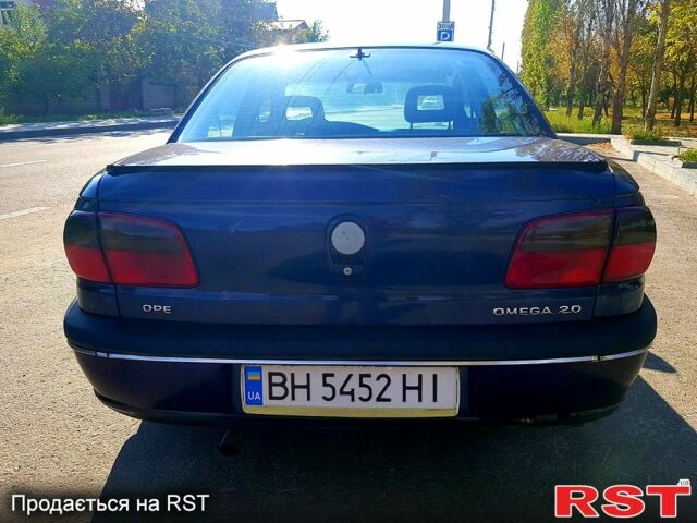 Опель Омега 1995 в Николаеве на Automoto.ua Синий Опель Омега, объемом двигателя 2 л и пробегом 0 тыс. км за 2500 $, фото 7 на Automoto.ua