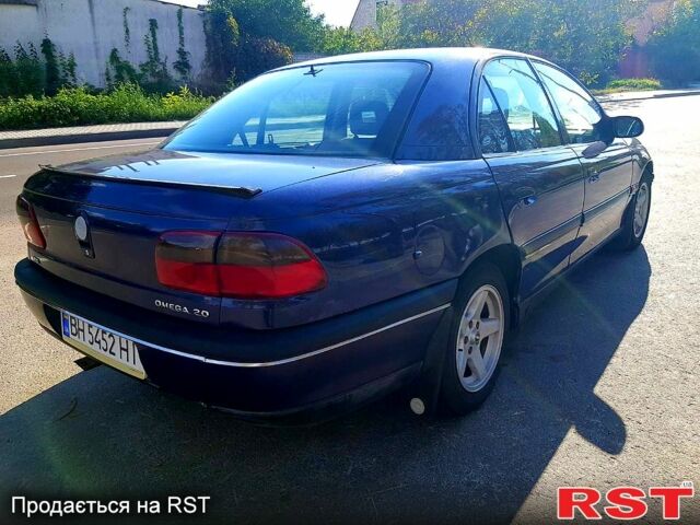Опель Омега 1995 в Николаеве на Automoto.ua Синий Опель Омега, объемом двигателя 2 л и пробегом 0 тыс. км за 2500 $, фото 8 на Automoto.ua