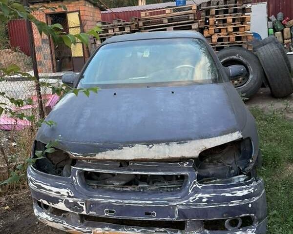 Синий Опель Омега, объемом двигателя 3 л и пробегом 560 тыс. км за 1500 $, фото 1 на Automoto.ua