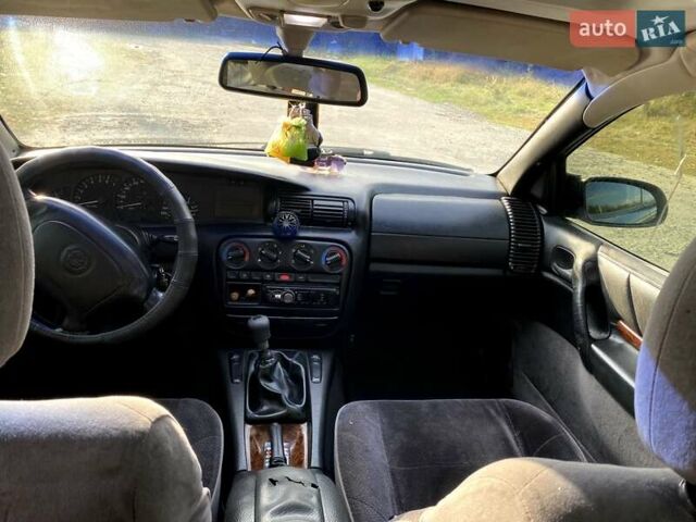 Синий Опель Омега, объемом двигателя 2 л и пробегом 487 тыс. км за 3000 $, фото 14 на Automoto.ua