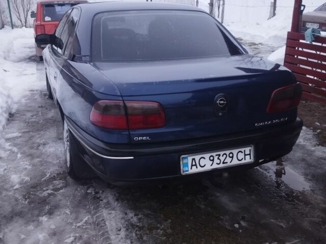 Синий Опель Омега, объемом двигателя 2 л и пробегом 180 тыс. км за 1400 $, фото 2 на Automoto.ua