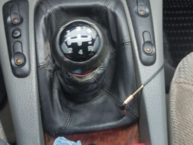 Синий Опель Омега, объемом двигателя 2.5 л и пробегом 320 тыс. км за 1800 $, фото 7 на Automoto.ua