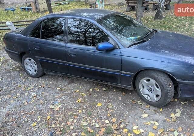 Опель Омега 1996 в Краматорске на Automoto.ua Синий Опель Омега, объемом двигателя 2 л и пробегом 300 тыс. км за 2500 $, фото 6 на Automoto.ua