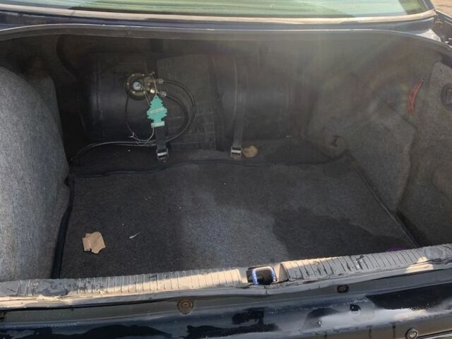 Синий Опель Омега, объемом двигателя 2.5 л и пробегом 133 тыс. км за 1400 $, фото 7 на Automoto.ua