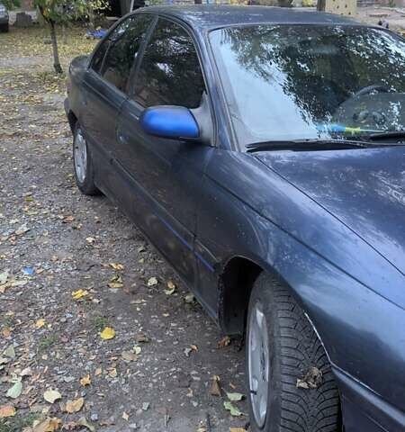 Опель Омега 1996 в Краматорске на Automoto.ua Синий Опель Омега, объемом двигателя 2 л и пробегом 300 тыс. км за 2500 $, фото 10 на Automoto.ua