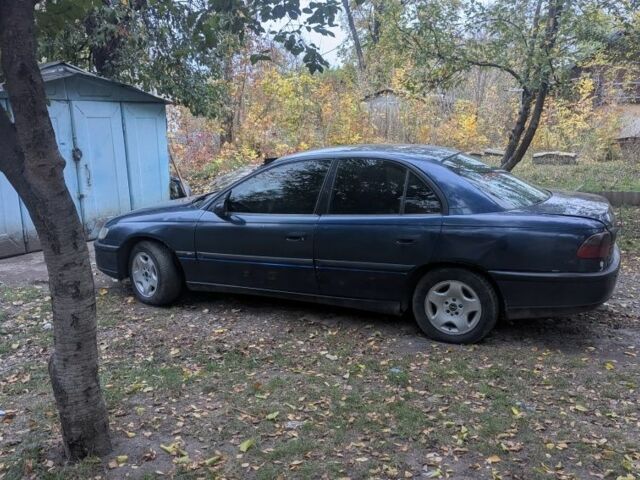 Опель Омега 1996 в Краматорске на Automoto.ua Синий Опель Омега, объемом двигателя 2 л и пробегом 300 тыс. км за 2500 $, фото 7 на Automoto.ua