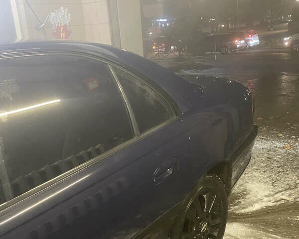 Синій Опель Омега, об'ємом двигуна 2.5 л та пробігом 250 тис. км за 1700 $, фото 4 на Automoto.ua