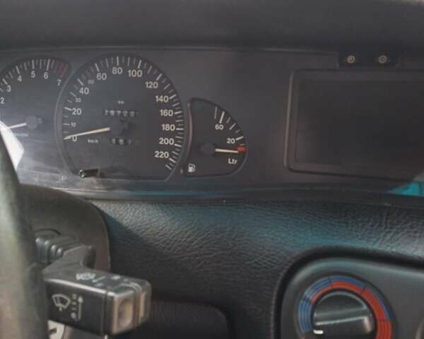 Синий Опель Омега, объемом двигателя 2.5 л и пробегом 297 тыс. км за 2000 $, фото 6 на Automoto.ua