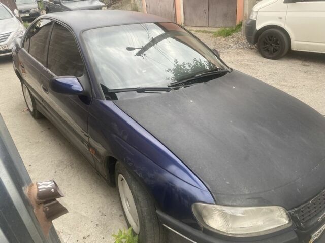 Синій Опель Омега, об'ємом двигуна 2 л та пробігом 510 тис. км за 1350 $, фото 1 на Automoto.ua