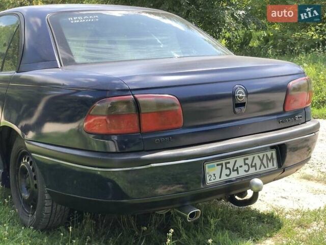 Синій Опель Омега, об'ємом двигуна 2 л та пробігом 256 тис. км за 1600 $, фото 5 на Automoto.ua