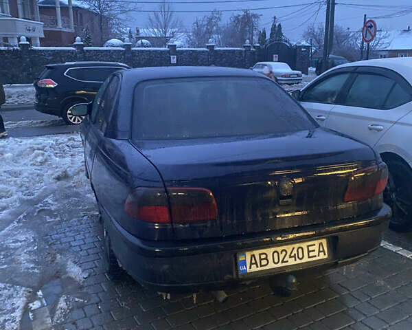 Синій Опель Омега, об'ємом двигуна 2.5 л та пробігом 284 тис. км за 2000 $, фото 1 на Automoto.ua