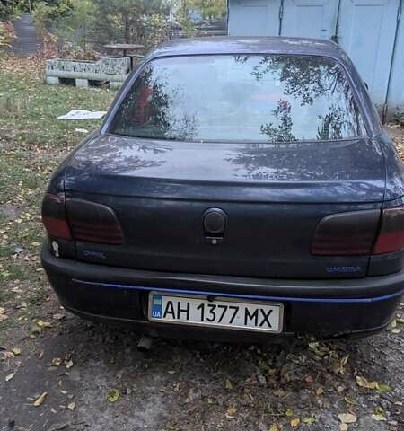 Опель Омега 1996 в Краматорске на Automoto.ua Синий Опель Омега, объемом двигателя 2 л и пробегом 300 тыс. км за 2500 $, фото 9 на Automoto.ua