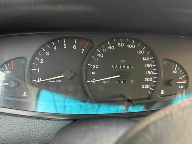 Синій Опель Омега, об'ємом двигуна 2 л та пробігом 301 тис. км за 3200 $, фото 6 на Automoto.ua