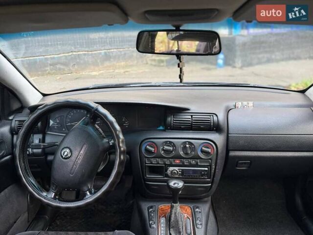 Синий Опель Омега, объемом двигателя 2 л и пробегом 301 тыс. км за 3200 $, фото 6 на Automoto.ua