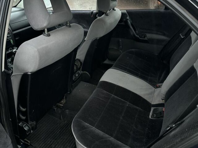 Синий Опель Омега, объемом двигателя 2 л и пробегом 200 тыс. км за 700 $, фото 4 на Automoto.ua