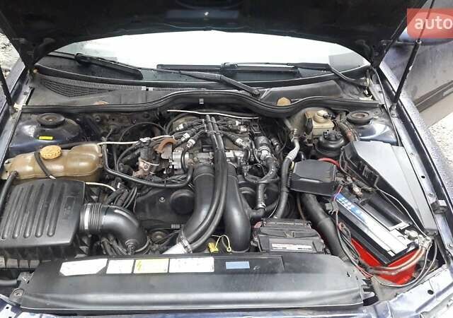 Синій Опель Омега, об'ємом двигуна 2.5 л та пробігом 250 тис. км за 2300 $, фото 10 на Automoto.ua