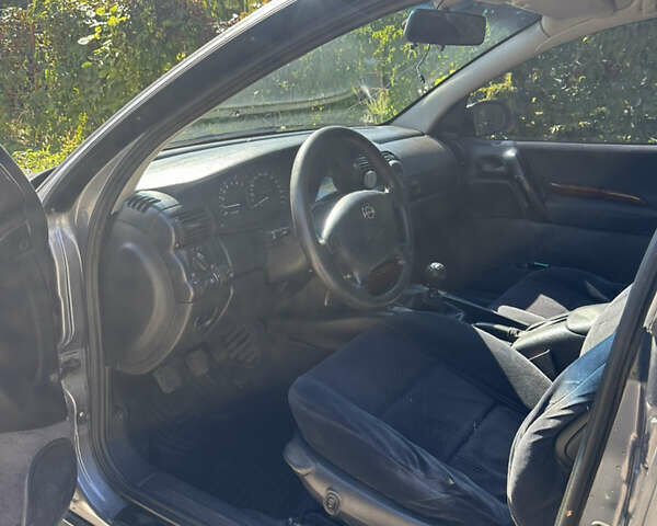 Синій Опель Омега, об'ємом двигуна 2 л та пробігом 295 тис. км за 2900 $, фото 8 на Automoto.ua