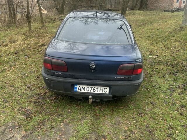 Синій Опель Омега, об'ємом двигуна 2 л та пробігом 412 тис. км за 1200 $, фото 3 на Automoto.ua