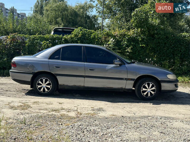 Синій Опель Омега, об'ємом двигуна 2 л та пробігом 295 тис. км за 2900 $, фото 2 на Automoto.ua