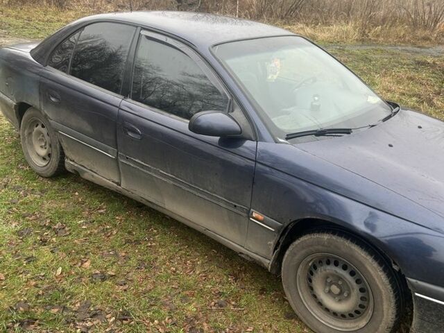 Синій Опель Омега, об'ємом двигуна 2 л та пробігом 412 тис. км за 1200 $, фото 2 на Automoto.ua
