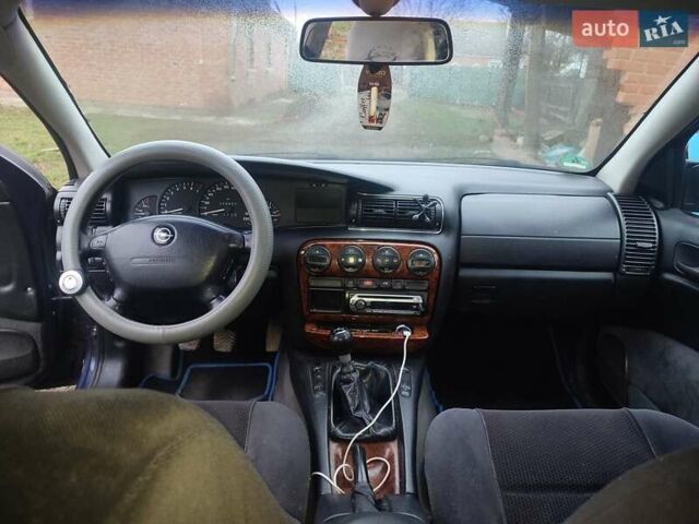 Синій Опель Омега, об'ємом двигуна 2 л та пробігом 370 тис. км за 2800 $, фото 18 на Automoto.ua