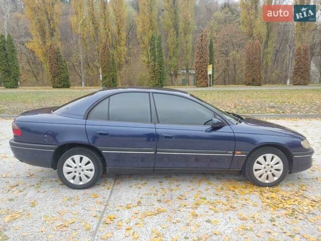 Синий Опель Омега, объемом двигателя 2.5 л и пробегом 300 тыс. км за 2900 $, фото 2 на Automoto.ua