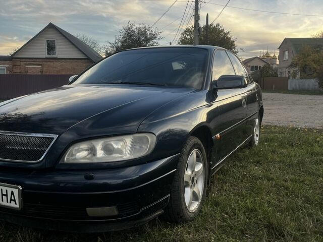 Синий Опель Омега, объемом двигателя 2.2 л и пробегом 233 тыс. км за 2750 $, фото 1 на Automoto.ua