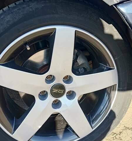 Синий Опель Омега, объемом двигателя 3 л и пробегом 350 тыс. км за 4500 $, фото 19 на Automoto.ua