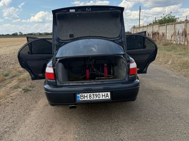 Синій Опель Омега, об'ємом двигуна 2 л та пробігом 240 тис. км за 4000 $, фото 3 на Automoto.ua