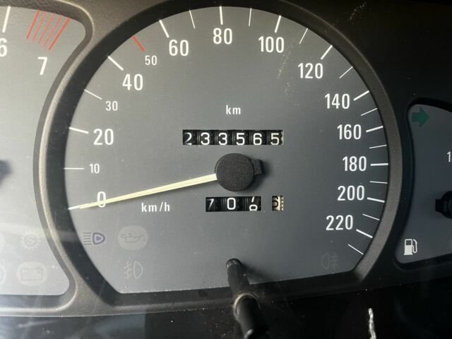 Синий Опель Омега, объемом двигателя 2.2 л и пробегом 233 тыс. км за 2750 $, фото 12 на Automoto.ua