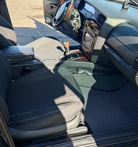 Синий Опель Омега, объемом двигателя 3 л и пробегом 350 тыс. км за 4500 $, фото 14 на Automoto.ua