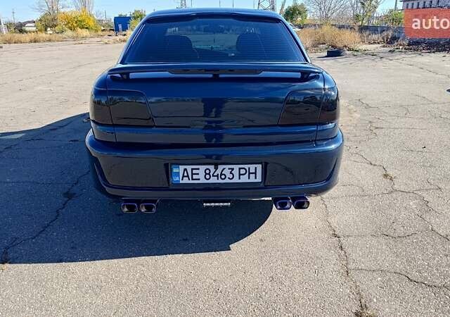Синий Опель Омега, объемом двигателя 3 л и пробегом 350 тыс. км за 4500 $, фото 27 на Automoto.ua