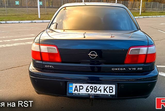 Синий Опель Омега, объемом двигателя 2 л и пробегом 310 тыс. км за 3200 $, фото 4 на Automoto.ua