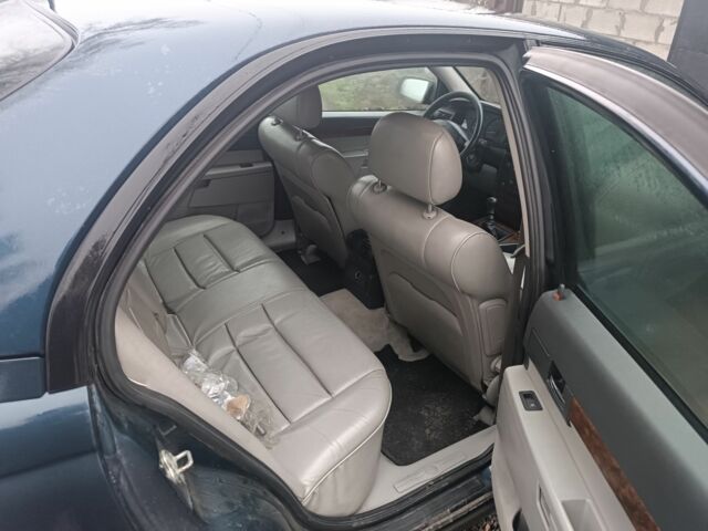 Синий Опель Омега, объемом двигателя 2.5 л и пробегом 250 тыс. км за 2200 $, фото 4 на Automoto.ua