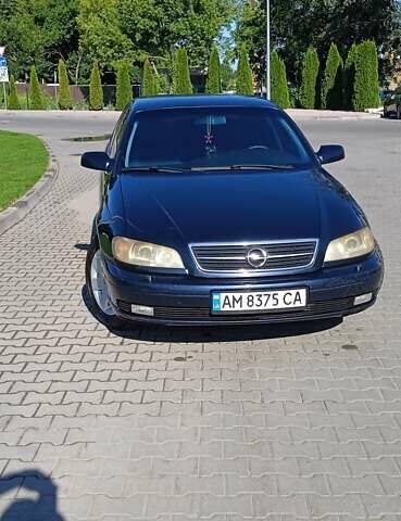 Синий Опель Омега, объемом двигателя 2.2 л и пробегом 350 тыс. км за 3100 $, фото 9 на Automoto.ua