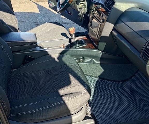 Синий Опель Омега, объемом двигателя 2 л и пробегом 350 тыс. км за 4500 $, фото 9 на Automoto.ua