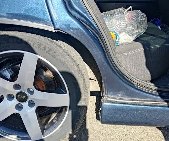 Опель Омега 2000 в Николаеве на Automoto.ua Синий Опель Омега, объемом двигателя 2 л и пробегом 350 тыс. км за 4500 $, фото 15 на Automoto.ua