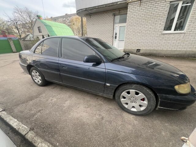 Синій Опель Омега, об'ємом двигуна 2.2 л та пробігом 366 тис. км за 2700 $, фото 4 на Automoto.ua