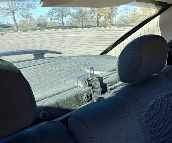 Опель Омега 2000 в Николаеве на Automoto.ua Синий Опель Омега, объемом двигателя 2 л и пробегом 350 тыс. км за 4500 $, фото 5 на Automoto.ua