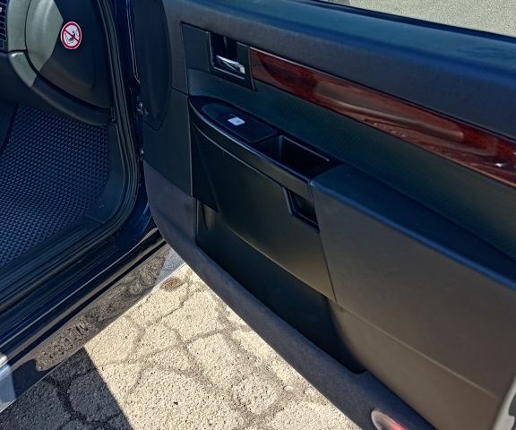 Синий Опель Омега, объемом двигателя 2 л и пробегом 350 тыс. км за 4500 $, фото 8 на Automoto.ua