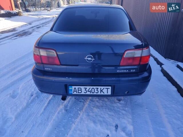Синий Опель Омега, объемом двигателя 2.17 л и пробегом 340 тыс. км за 4400 $, фото 5 на Automoto.ua