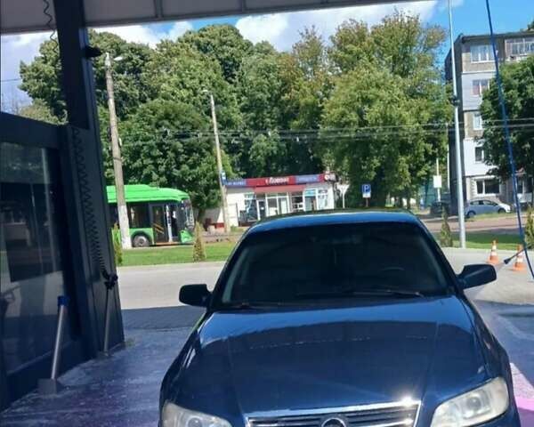 Синий Опель Омега, объемом двигателя 2.2 л и пробегом 668 тыс. км за 2500 $, фото 5 на Automoto.ua