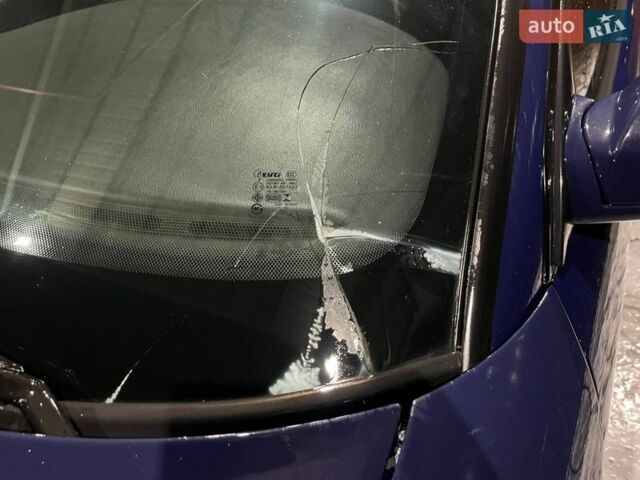 Синій Опель Омега, об'ємом двигуна 2.2 л та пробігом 368 тис. км за 3000 $, фото 15 на Automoto.ua