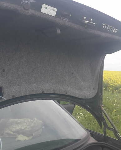 Синій Опель Омега, об'ємом двигуна 2.2 л та пробігом 500 тис. км за 1750 $, фото 2 на Automoto.ua