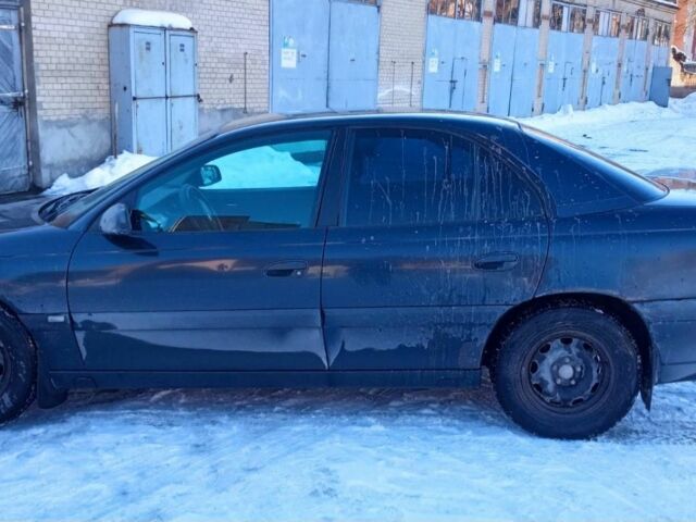 Синій Опель Омега, об'ємом двигуна 2.2 л та пробігом 333 тис. км за 1800 $, фото 3 на Automoto.ua