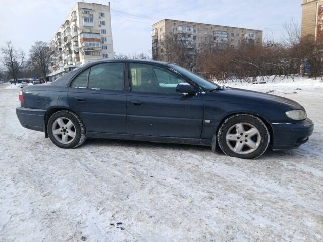 Синій Опель Омега, об'ємом двигуна 2.2 л та пробігом 222 тис. км за 2300 $, фото 11 на Automoto.ua